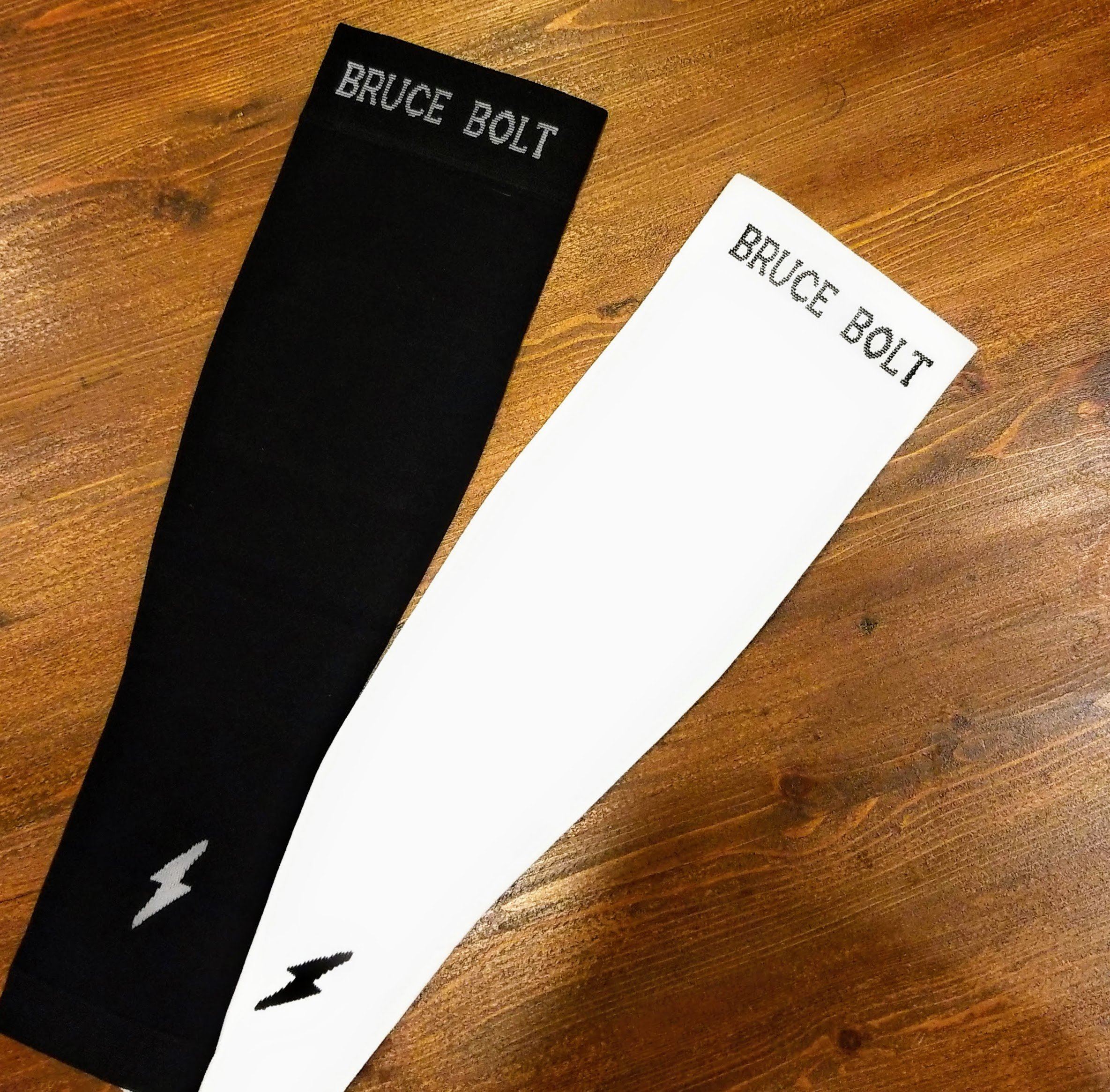Graduated Compression Premium Arm Sleeve - Black - Image 6